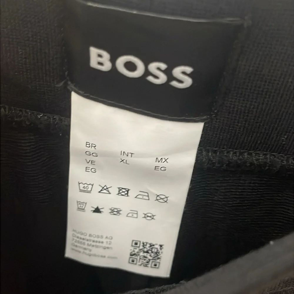 🆕 HUGO BOSS Black Joggers Size XL